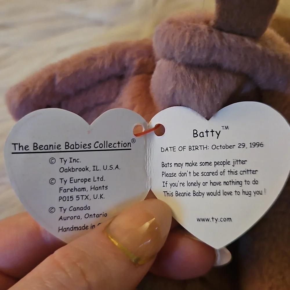 Batty Beanie Baby (1996) | Tan w/ Pink Nose | Velcro Wings | All Tags Attached